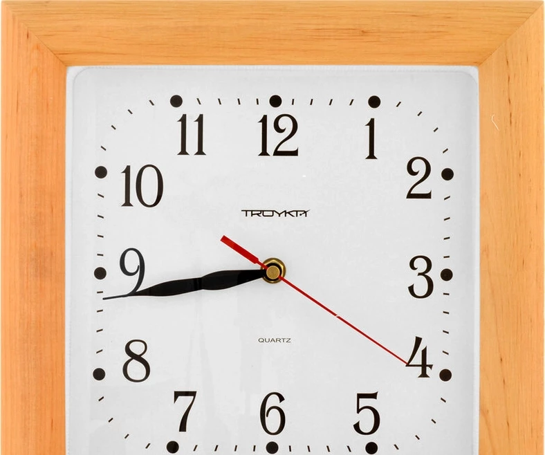 Настенные часы ТРОЙКА 81861835 Дерево