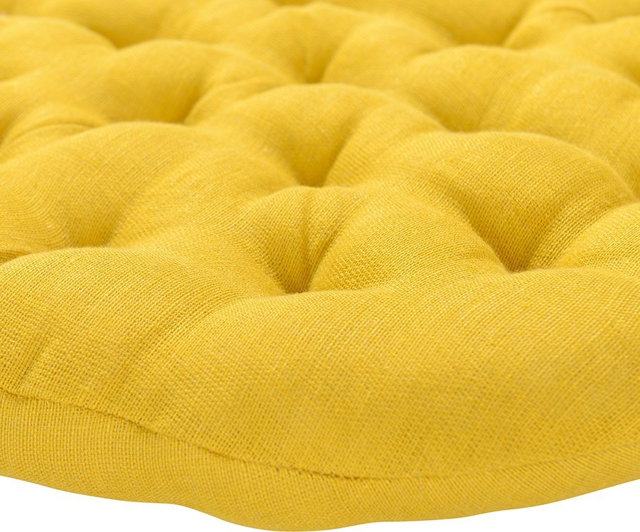 Подушка на стул круглая из стираного льна горчичного цвета из коллекции essential, 40х40x4 см