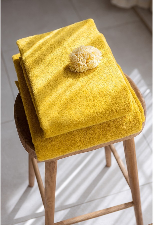 Полотенце банное горчичного цвета из коллекции essential, 70х140 см