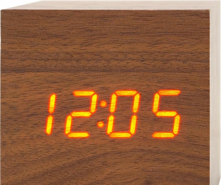 VST869-1 крас.цифры (темно-коричневый)+USB кабель(без адаптера)